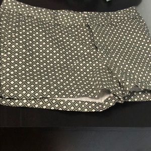 Pattern GAP shorts